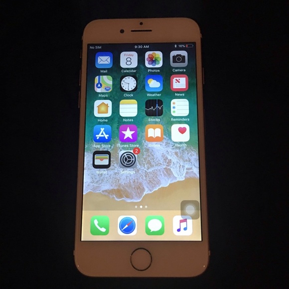 iPhone 7 - Picture 6 of 6